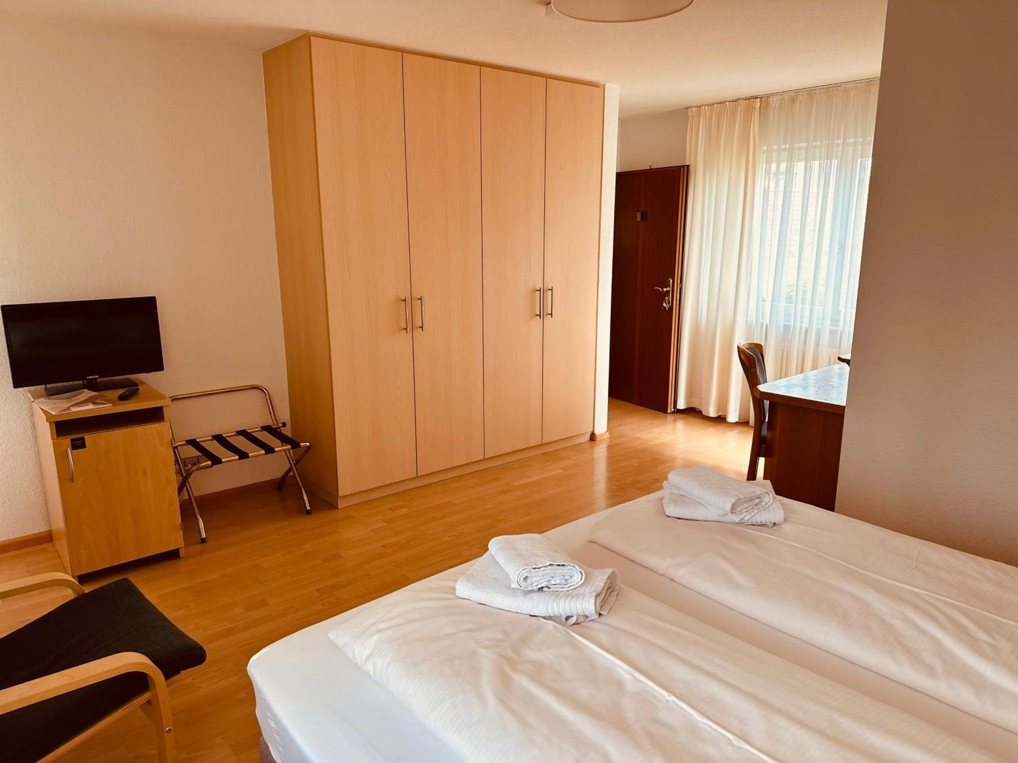 Hotel Hofmann Zur Muehle باد كروزنغن المظهر الخارجي الصورة